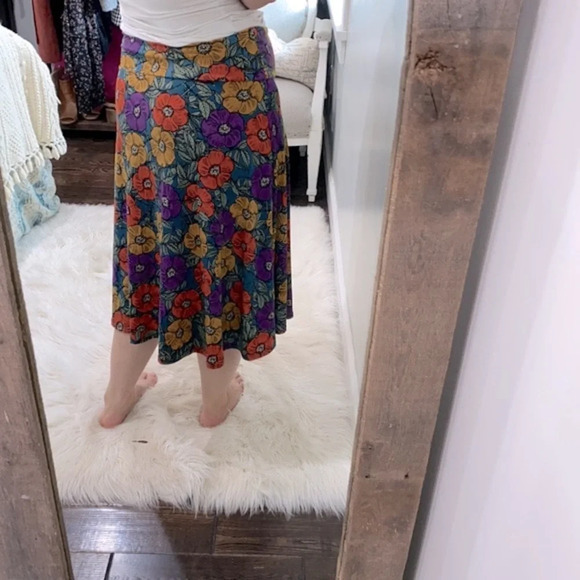 Lularoe floral skirt size XLarge - Picture 4 of 8
